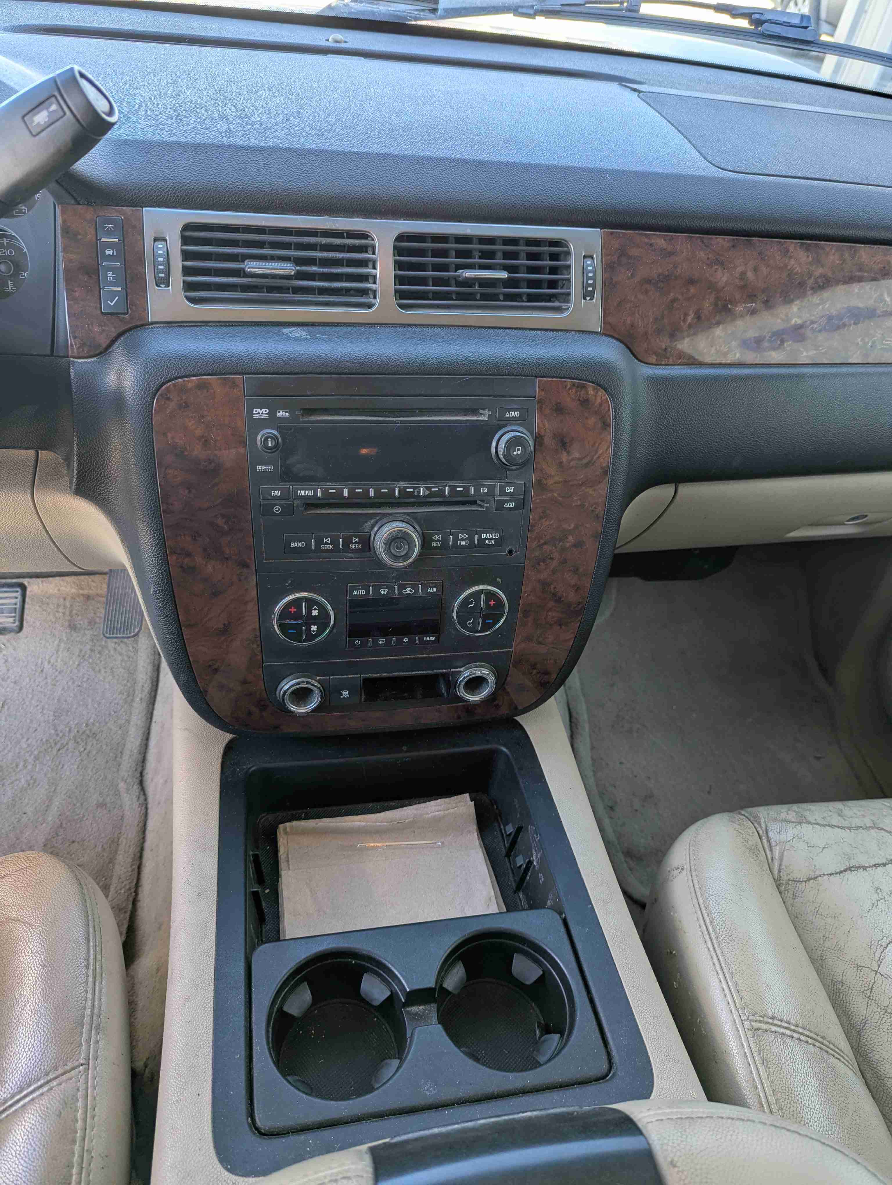 2007 Chevy Suburban LT 